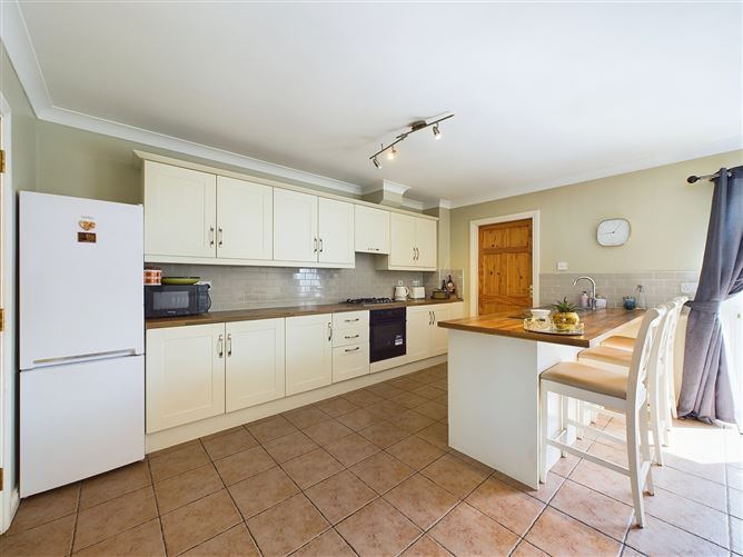 40 The Hawthorns, Limerick Road, Ennis, Co. Clare