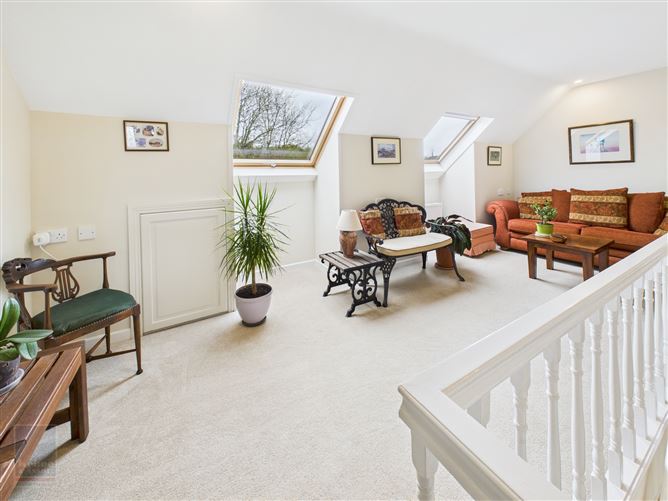 9 St. Ibar's Villas, Castlebridge, Wexford