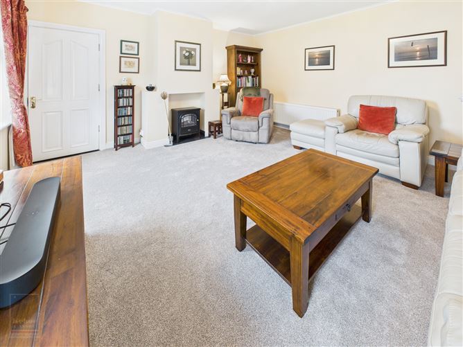 9 St. Ibar's Villas, Castlebridge, Wexford