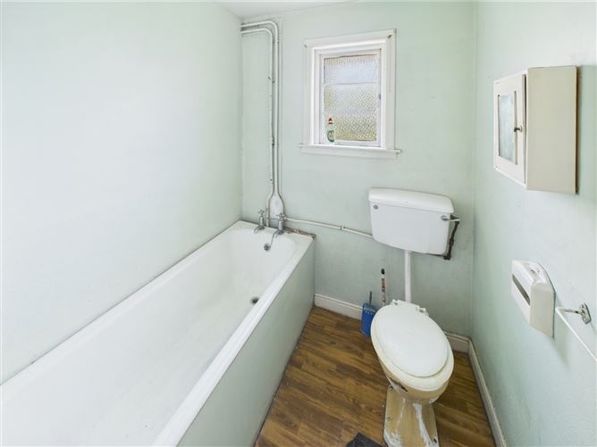 17 William Street, Nenagh, Co. Tipperary