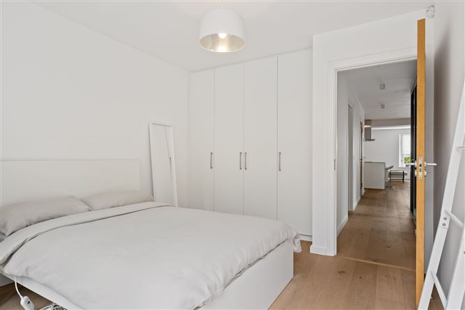 https://photos-a.propertyimages.ie/media/5/3/5/4950535/b1a2684a-c64d-4427-9c6c-9f002fd93442_l.jpg