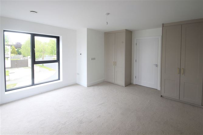 https://photos-a.propertyimages.ie/media/5/3/5/5013535/d942b7e8-11c6-4b5f-8063-8291a49d1dbb_l.jpg