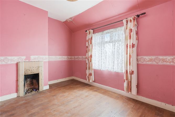 Photo 13 of 20 — 4 Wellmount Crescent, Finglas, Dublin 11