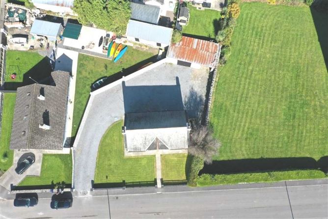Old School House, Ballyforan Village, Ballyforan, County Roscommon