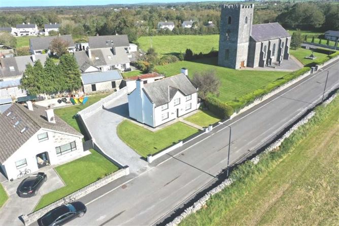 Old School House, Ballyforan Village, Ballyforan, County Roscommon