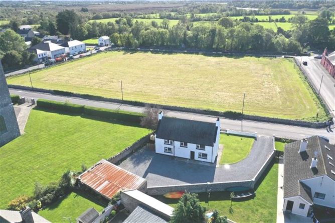 Old School House, Ballyforan Village, Ballyforan, County Roscommon