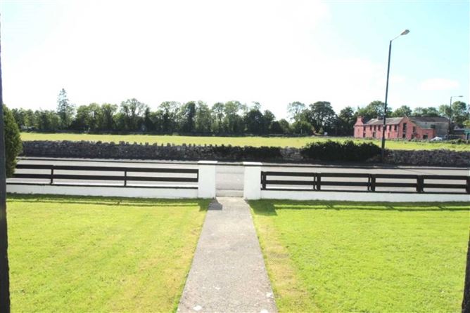 Old School House, Ballyforan Village, Ballyforan, County Roscommon