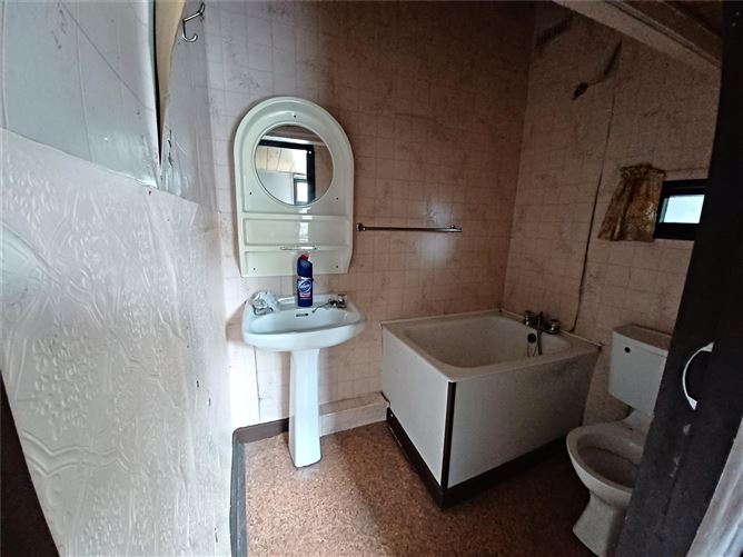 1 McHale Terrace, Ballygaddy Road, Tuam, Co. Galway
