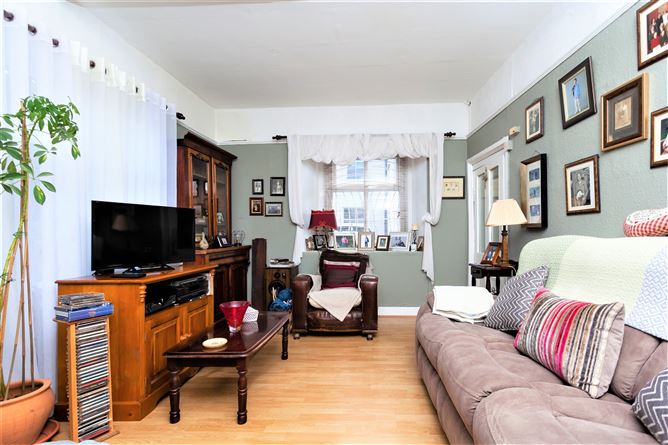 Castle House, Poplar Square, Naas, Co. Kildare