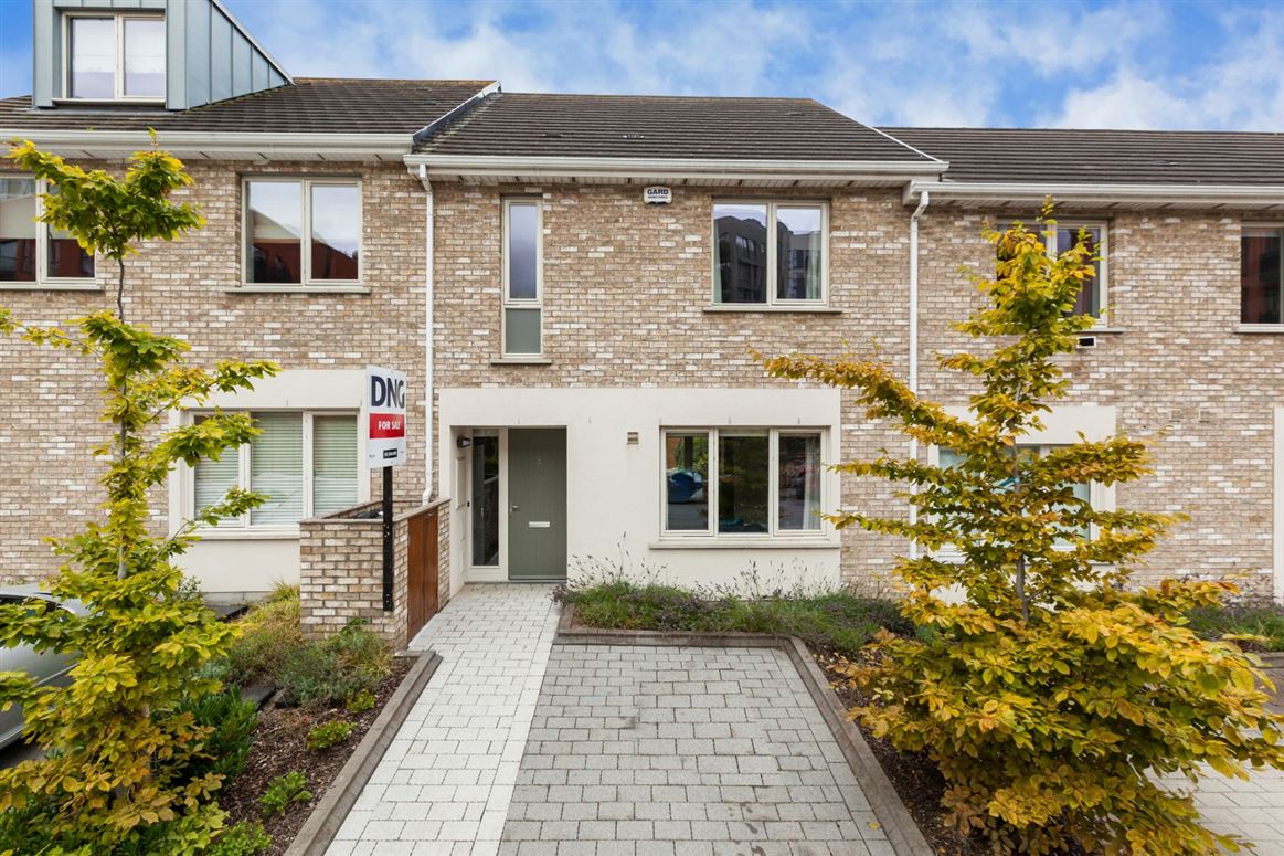 2 Hamilton View, Royal Canal Park, Ashtown, D.15
