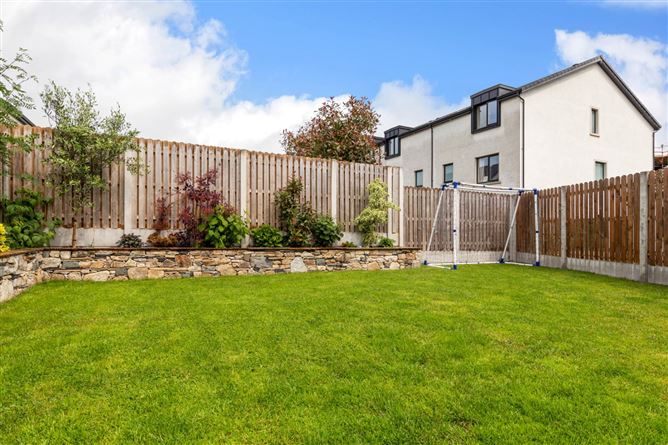 5 Suttonfield Paddocks, Kiltiernan, Dublin 18, County Dublin