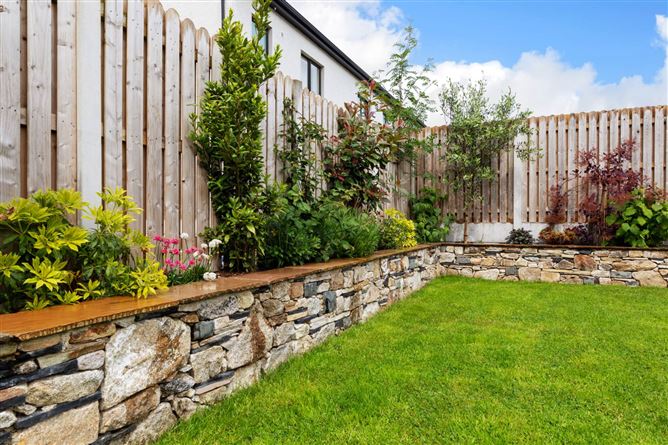 5 Suttonfield Paddocks, Kiltiernan, Dublin 18, County Dublin