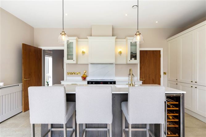 5 Suttonfield Paddocks, Kiltiernan, Dublin 18, County Dublin