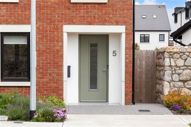 5 Suttonfield Paddocks, Kiltiernan, Dublin 18, County Dublin