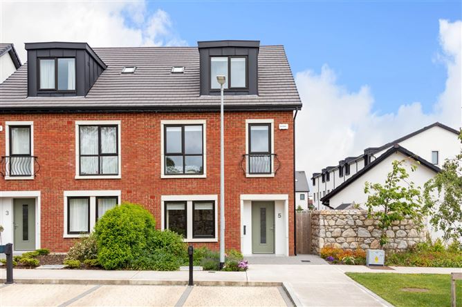 5 Suttonfield Paddocks, Kiltiernan, Dublin 18, County Dublin