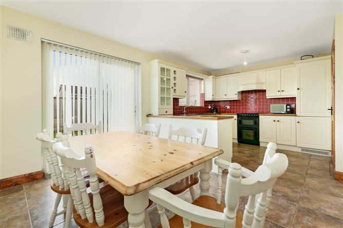 2 Oakfield Court, Ballydoogan, Sligo