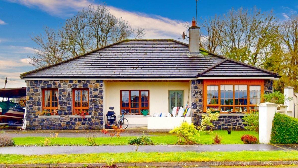 1 An Caladh, Shannon Harbour, Birr, Offaly