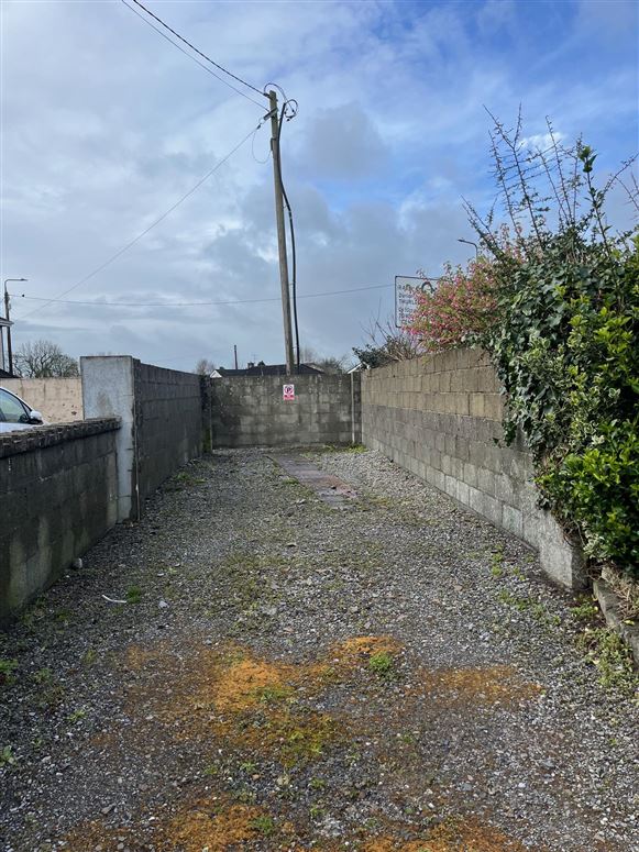 Ashe Road, Nenagh, Tipperary