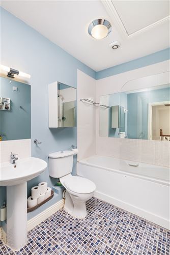 64 Collegefort, Castleknock, Dublin 15