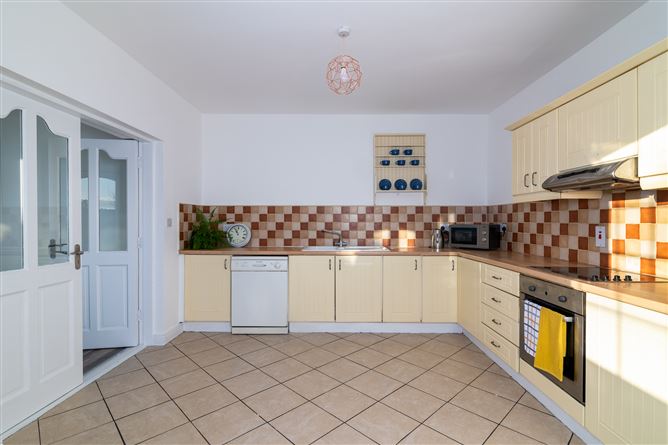 77 Retreat Park, Athlone, Co. Westmeath
