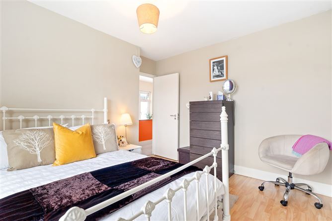 53 Hillcrest Park, Glasnevin,   Dublin 11