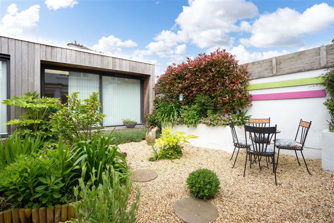 53 Hillcrest Park, Glasnevin,   Dublin 11
