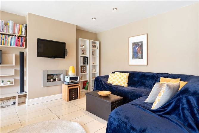 53 Hillcrest Park, Glasnevin,   Dublin 11