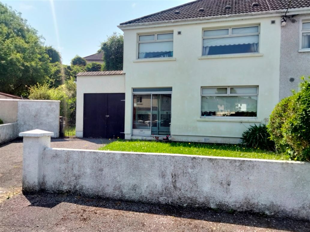 32 Ashford Estate, The Lough, Cork Barry Auctioneers & Valuers