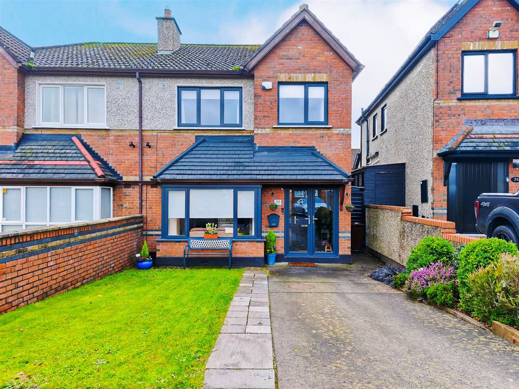 38 Ellensborough Copse, Kiltipper, Dublin 24