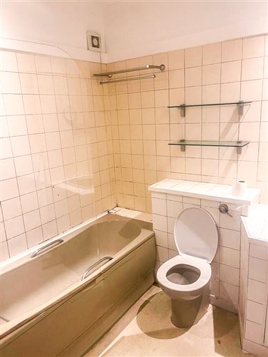 Apartment 16, The Courtyard, Castleside Drive, Rathfarnham, Dublin 14