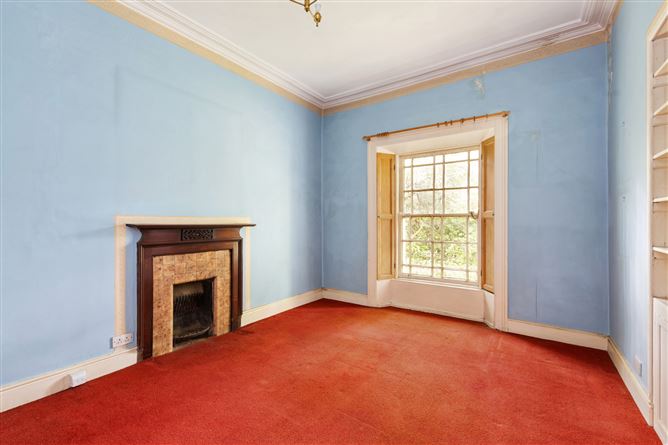 https://photos-a.propertyimages.ie/media/5/3/7/5001735/b208bd52-3cdd-4116-9c17-41552da78468_l.jpg