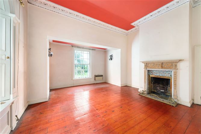 https://photos-a.propertyimages.ie/media/5/3/7/5001735/b208bd52-3cdd-4116-9c17-41552da78468_l.jpg