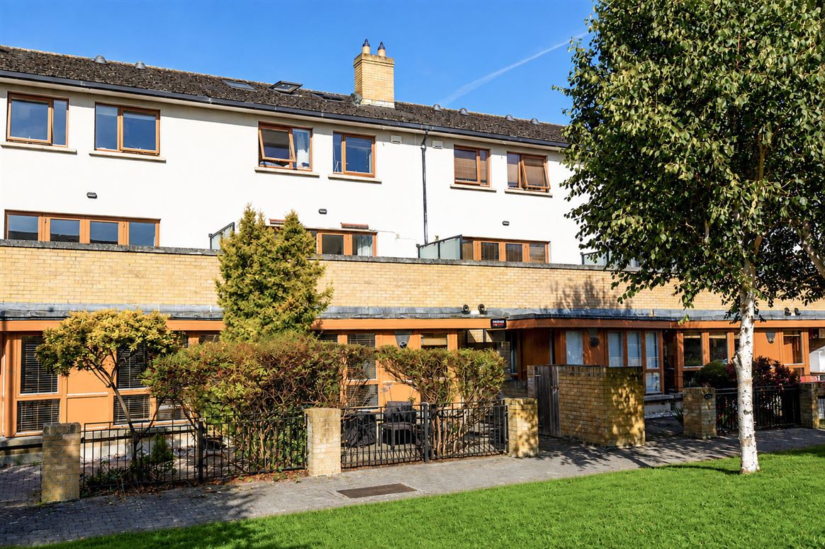 73 Milltown Ave, Mount St Anne's, Milltown, Dublin 6