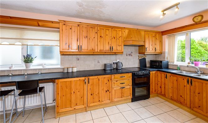 39 Woodland Park, Rush, Co. Dublin