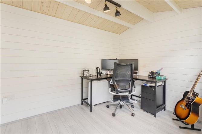 18 Tullyhall Close, Lucan, Dublin