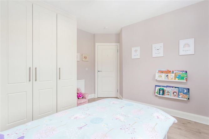 18 Tullyhall Close, Lucan, Dublin