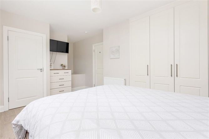 18 Tullyhall Close, Lucan, Dublin