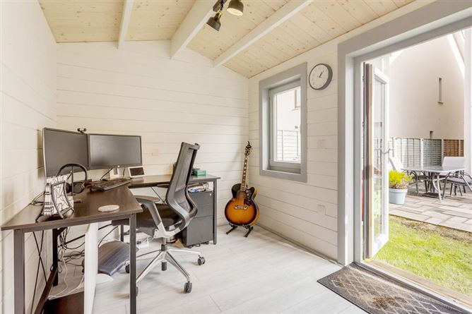 18 Tullyhall Close, Lucan, Dublin