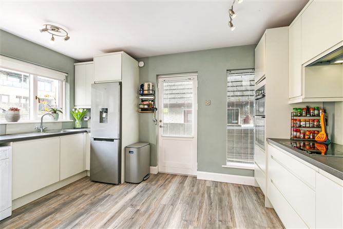 10 Woodthorpe, Stillorgan, Co. Dublin