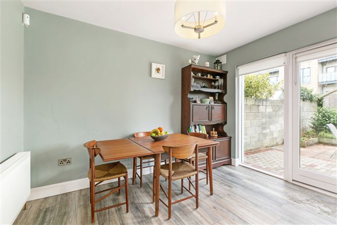 10 Woodthorpe, Stillorgan, Co. Dublin