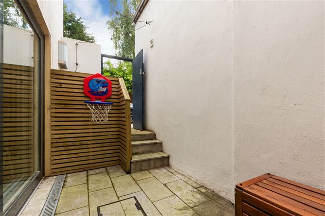 3 Morehampton Terrace, Donnybrook, Dublin 4