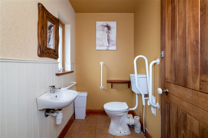 Coosan Eco Cottage, Athlone East, Westmeath