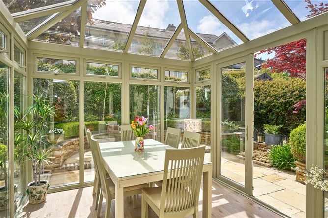 38 The Crescent Robswall , Malahide, County Dublin