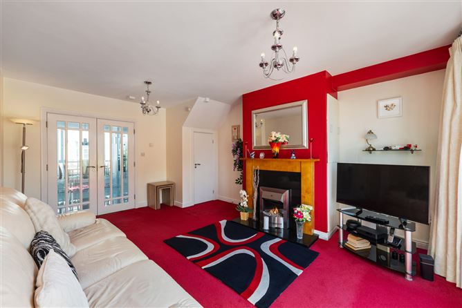 5 The Crescent, Robswall, Malahide, Co. Dublin