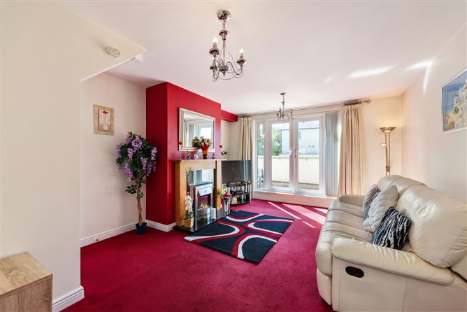 5 The Crescent, Robswall, Malahide, Co. Dublin