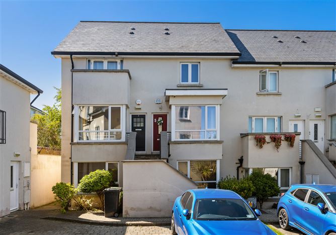 5 The Crescent, Robswall, Malahide, Co. Dublin