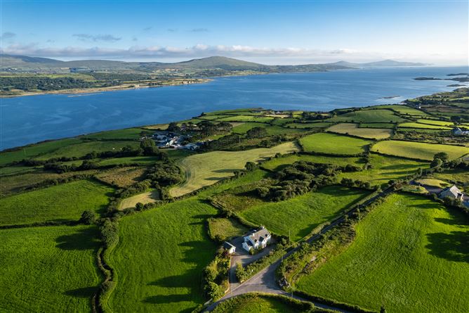 Uluru, Brahalish,, Durrus,   West Cork