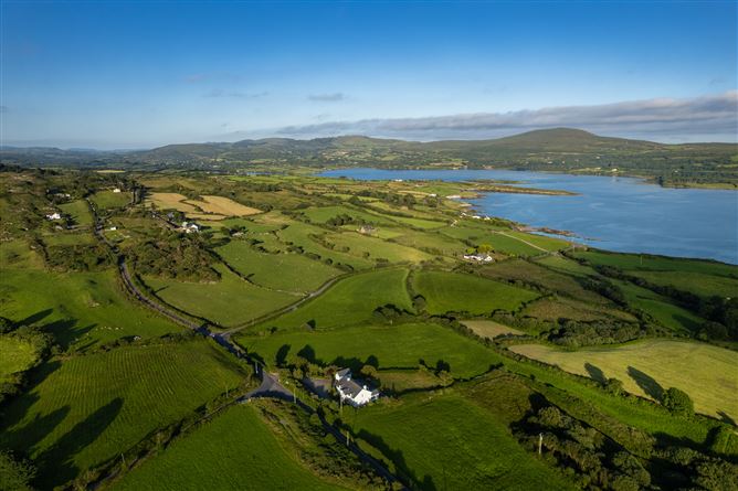 Uluru, Brahalish,, Durrus,   West Cork