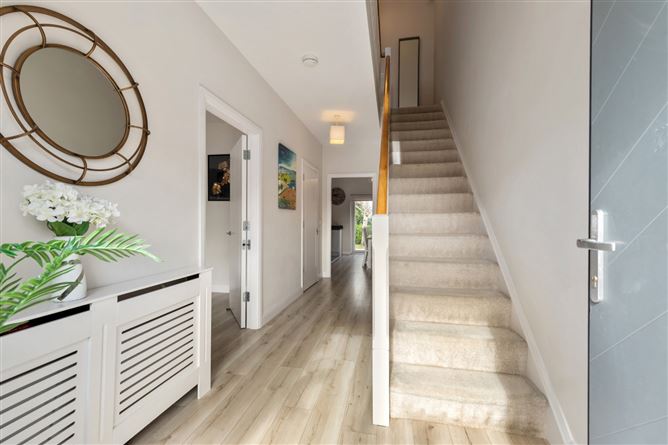 8 Willow Glen, Glenamuck Road, Carrickmines, Dublin 18