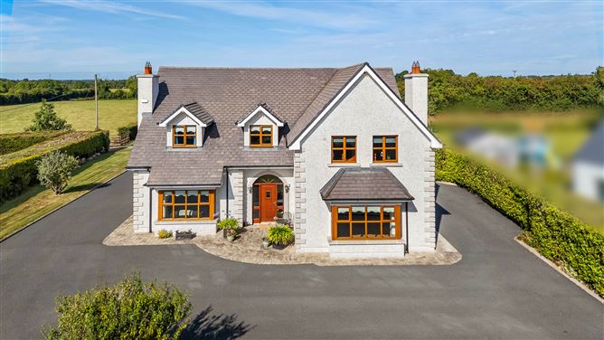 Photo 37 of 41 — Oak Vale, Ballymagillan, Maynooth, Co. Meath